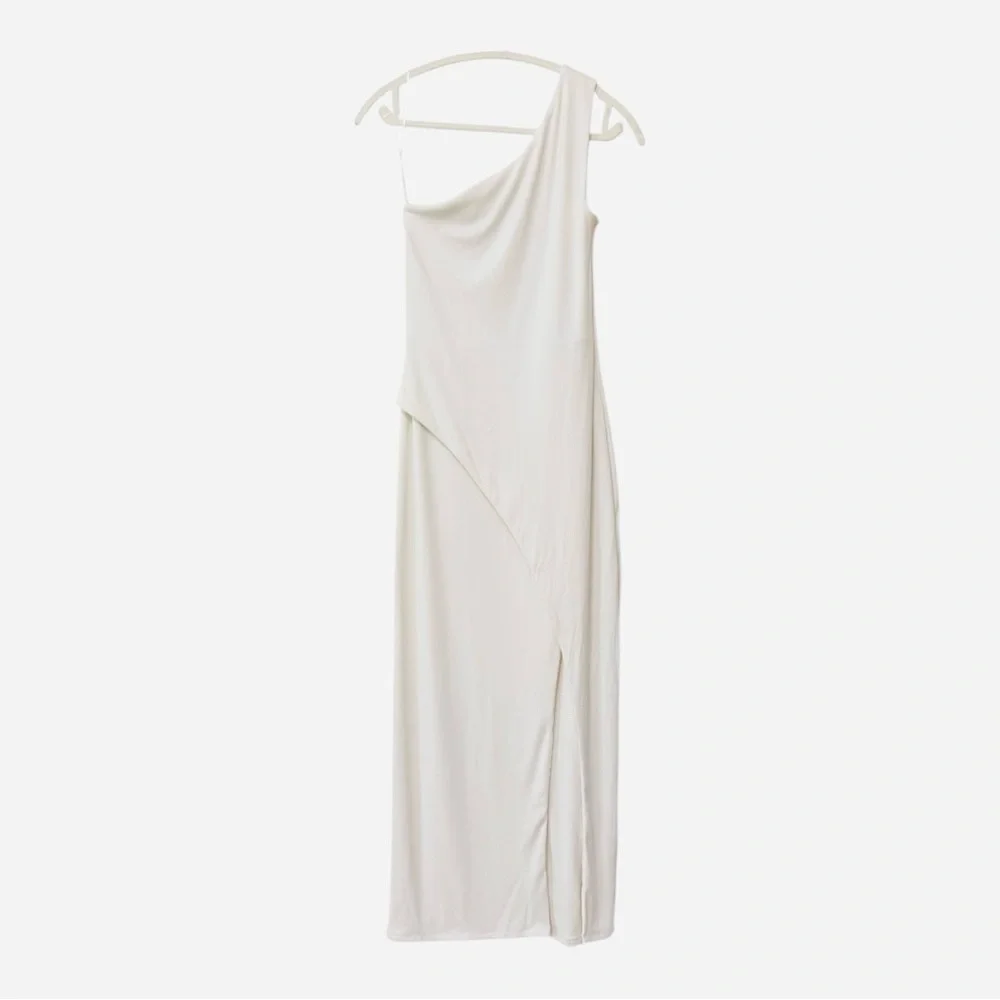 ABERCROMBIE | NWT Ribbed Thigh Slit One-Shoulder Maxi Dress in Ivory, Size Small